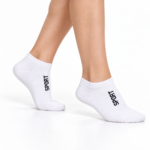 JOKERS Unisex Πετσετέ Σοσόνια Λευκά 1-Pack – γυναικεία πόδια σε πλαϊνό βηματισμό