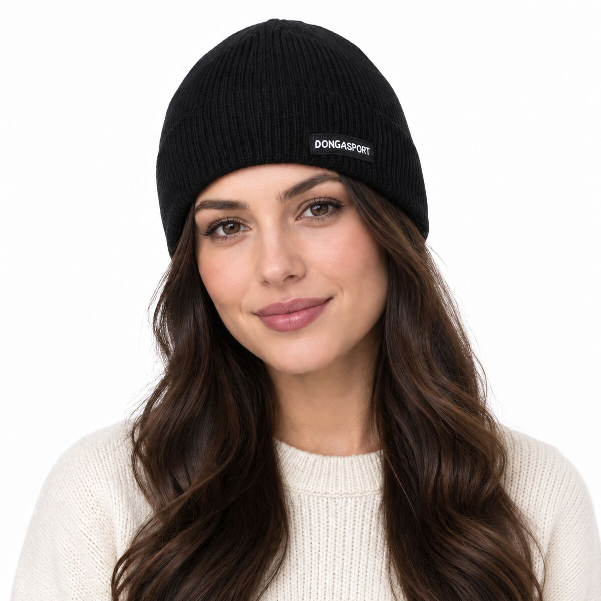 Γυναικείος πλεκτός σκούφος σε μαύρο χρώμα με γυριστό τελείωμα