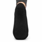 Αντιολισθητικός πάτος μαύρης γυναικείας κάλτσας Pilates Emre 354